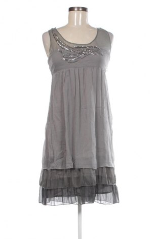 Kleid Promod, Größe M, Farbe Grau, Preis 55,99 €