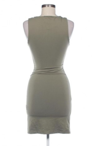 Sukienka Pull&Bear, Rozmiar S, Kolor Zielony, Cena 43,99 zł