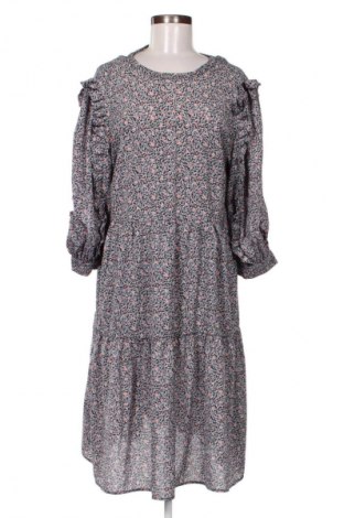 Kleid Q/S by S.Oliver, Größe M, Farbe Mehrfarbig, Preis € 3,99