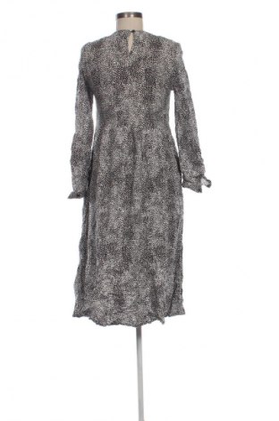 Рокля Reserved, Размер S, Цвят Многоцветен, Цена 4,60 €