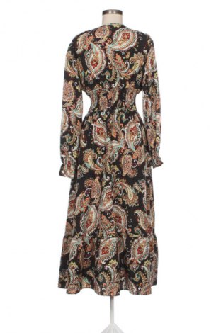 Рокля SHEIN, Размер XL, Цвят Многоцветен, Цена 12,27 €