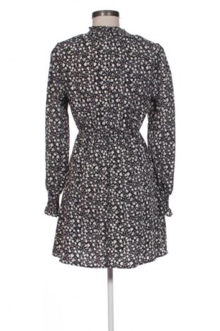 Рокля SHEIN, Размер S, Цвят Многоцветен, Цена 5,11 €