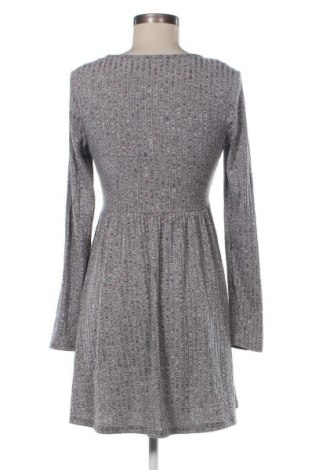 Šaty  SHEIN, Velikost M, Barva Šedá, Cena  129,00 Kč