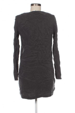 Kleid Selected Femme, Größe M, Farbe Grau, Preis € 5,99