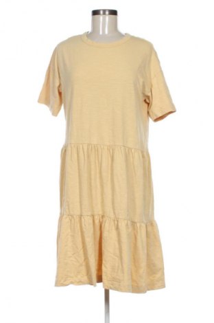 Рокля Selected Femme, Размер XS, Цвят Жълт, Цена 6,13 €