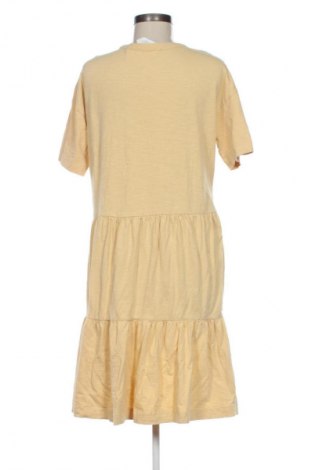 Рокля Selected Femme, Размер XS, Цвят Жълт, Цена 6,13 €