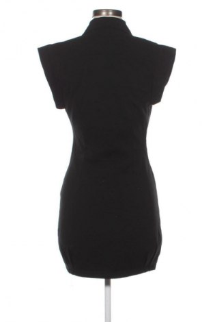 Рокля Silvian Heach, Размер XS, Цвят Черен, Цена 5,11 €