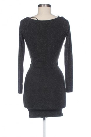 Šaty  Sinsay, Velikost XXS, Barva Černá, Cena  79,00 Kč