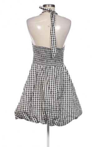 Šaty  Sisters Point, Velikost M, Barva Vícebarevné, Cena  289,00 Kč