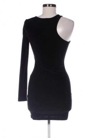 Φόρεμα Stradivarius, Μέγεθος S, Χρώμα Μαύρο, Τιμή 2,99 €