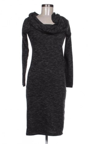 Рокля Stradivarius, Размер L, Цвят Сив, Цена 4,60 €