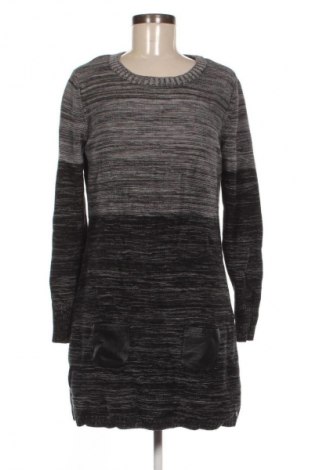 Kleid Taifun, Größe M, Farbe Mehrfarbig, Preis € 1,99