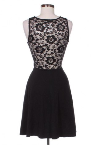 Рокля Tally Weijl, Размер S, Цвят Черен, Цена 10,92 €