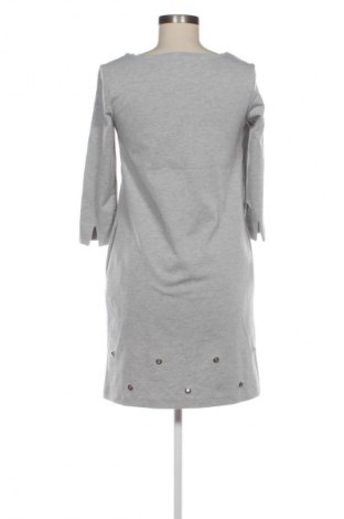 Рокля Tatuum, Размер XS, Цвят Сив, Цена 7,15 €
