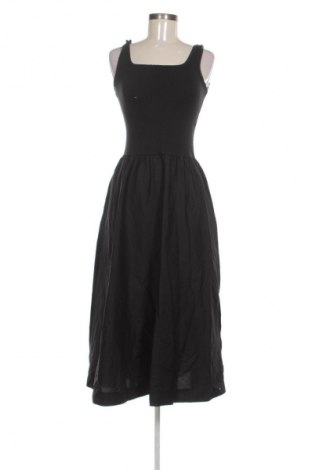 Kleid Tommy Hilfiger, Größe XS, Farbe Schwarz, Preis 179,99 €