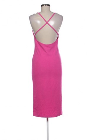 Рокля Trendyol, Размер L, Цвят Розов, Цена 16,36 €