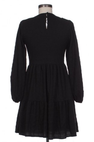 Šaty  Trendyol, Velikost S, Barva Černá, Cena  109,00 Kč