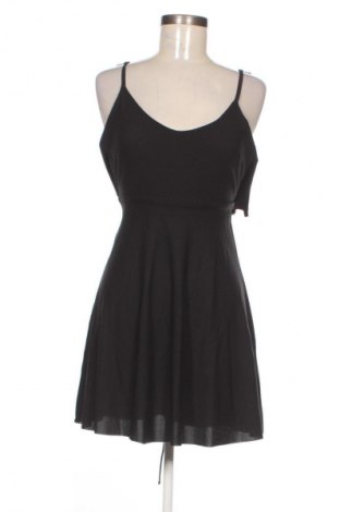 Рокля Trendyol, Размер S, Цвят Черен, Цена 13,29 €