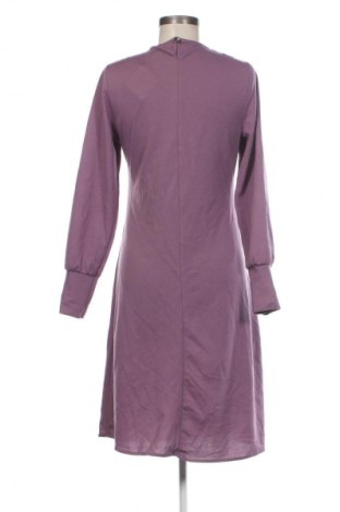 Рокля Unbranded, Размер M, Цвят Пепел от рози, Цена 5,62 €