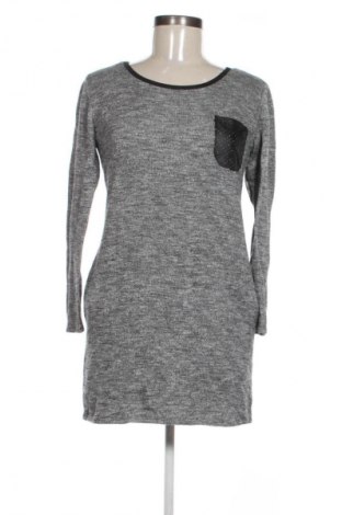 Ruha IX-O, Méret M, Szín Sokszínű, Ár 669 Ft