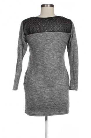 Ruha IX-O, Méret M, Szín Sokszínű, Ár 669 Ft