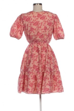 Рокля Unbranded, Размер M, Цвят Многоцветен, Цена 15,89 €