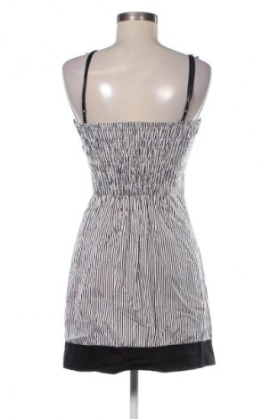 Sukienka Unbranded, Rozmiar M, Kolor Kolorowy, Cena 57,47 zł