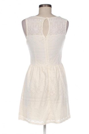 Рокля Unbranded, Размер M, Цвят Екрю, Цена 8,01 €