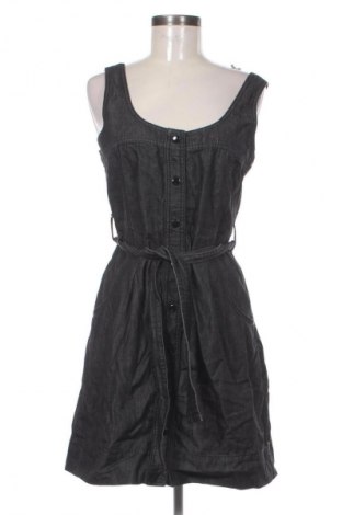 Sukienka Authentic Clothing Company, Rozmiar M, Kolor Czarny, Cena 53,59 zł