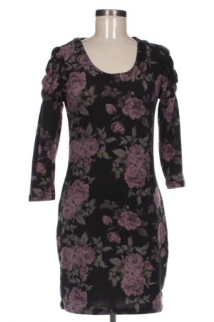 Рокля Unbranded, Размер M, Цвят Многоцветен, Цена 4,60 €