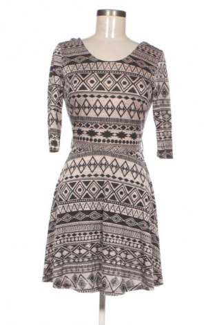 Šaty  Unbranded, Velikost M, Barva Vícebarevné, Cena  119,00 Kč