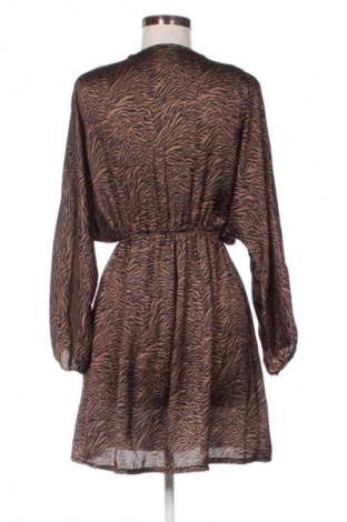 Рокля Unbranded, Размер M, Цвят Многоцветен, Цена 5,11 €