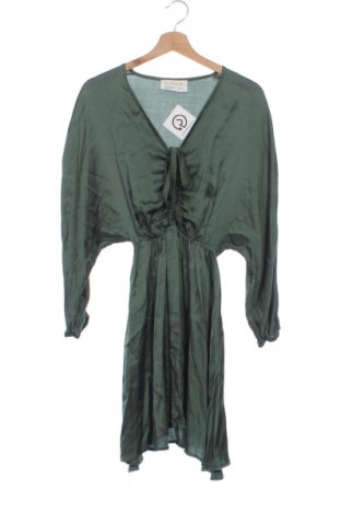 Kleid Unbranded, Größe M, Farbe Grün, Preis € 3,99