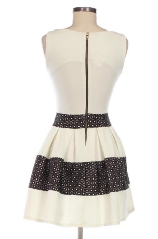 Kleid Unbranded, Größe M, Farbe Mehrfarbig, Preis 20,03 €