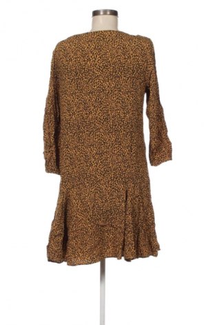 Рокля Unbranded, Размер M, Цвят Многоцветен, Цена 2,04 €