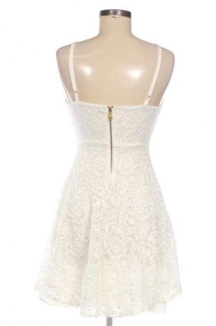 Kleid Unbranded, Größe S, Farbe Weiß, Preis 16,90 €