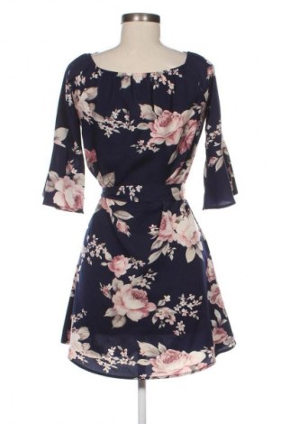 Рокля Unbranded, Размер M, Цвят Многоцветен, Цена 9,90 €