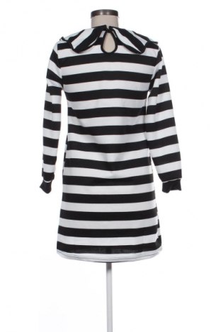 Sukienka Unbranded, Rozmiar M, Kolor Kolorowy, Cena 24,99 zł