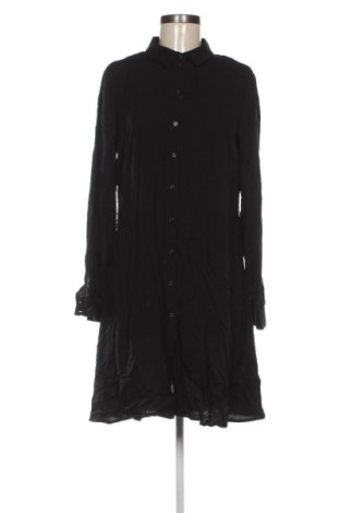 Šaty  VILA, Velikost M, Barva Černá, Cena  459,00 Kč