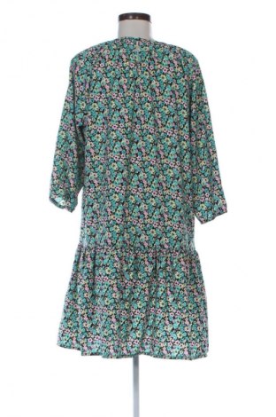 Šaty  VRS, Velikost M, Barva Vícebarevné, Cena  179,00 Kč