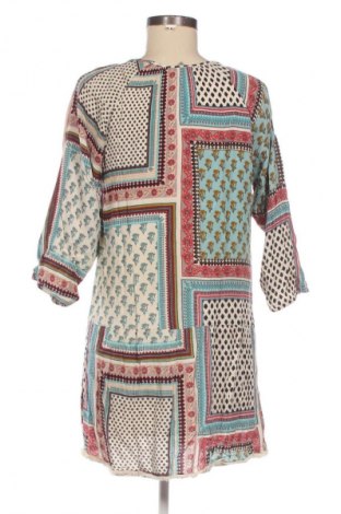 Sukienka Vero Moda, Rozmiar M, Kolor Kolorowy, Cena 14,99 zł