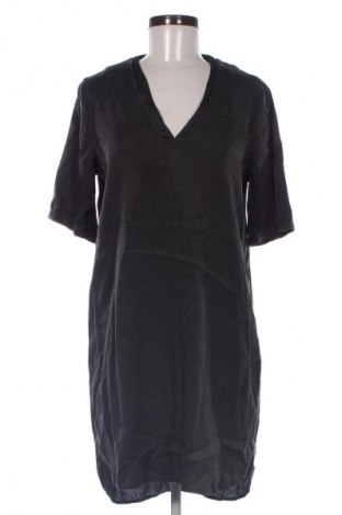Рокля Yaya, Размер M, Цвят Черен, Цена 1,87 €