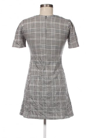 Рокля Zara, Размер XS, Цвят Многоцветен, Цена 9,20 €
