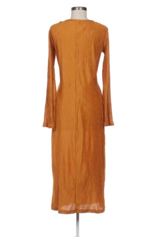 Рокля Zara, Размер M, Цвят Жълт, Цена 7,15 €