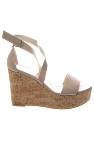 Σανδάλια Gino Rossi, Μέγεθος 40, Χρώμα  Μπέζ, Τιμή 21,48 €