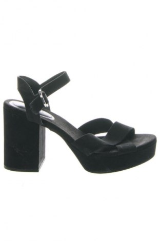 Sandały H&M Divided, Rozmiar 41, Kolor Czarny, Cena 20,99 zł