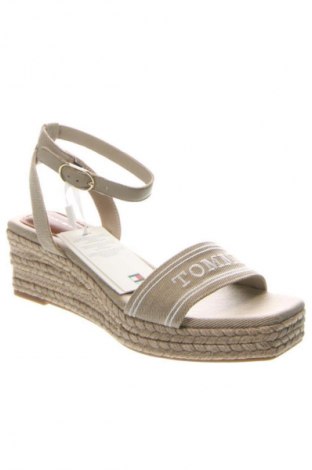 Sandalen Tommy Hilfiger, Größe 39, Farbe Beige, Preis 90,99 €