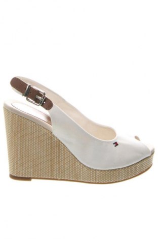 Szandálok Tommy Hilfiger, Méret 39, Szín Fehér, Ár 15 889 Ft, #134842181