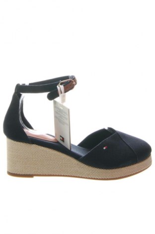Sandały Tommy Hilfiger, Rozmiar 40, Kolor Niebieski, Cena 452,99 zł, #134842715