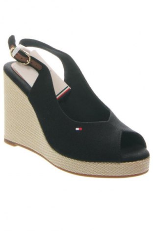 Сандали Tommy Hilfiger, Размер 39, Цвят Черен, Цена 78,22 €